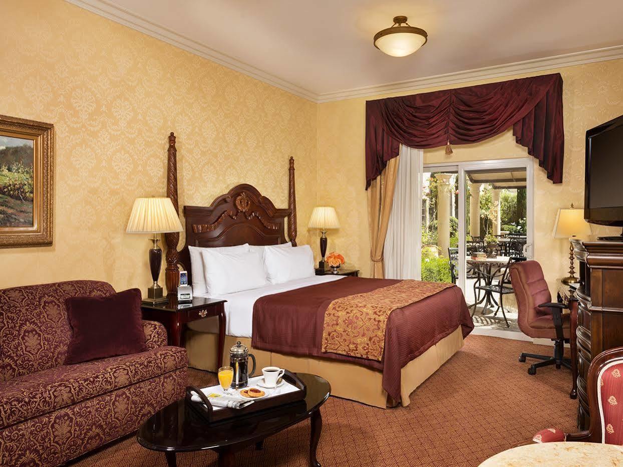 Ayres Hotel Seal Beach - Cypress Kültér fotó
